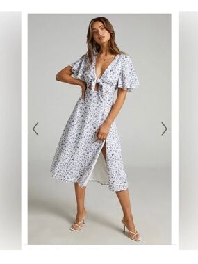 Showpo Wild and Free Mind Floral Blue and White Midi Dress